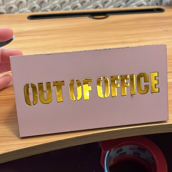 New, Triangular, Office Desk Sign, Lights Up - Picture 8 of 8